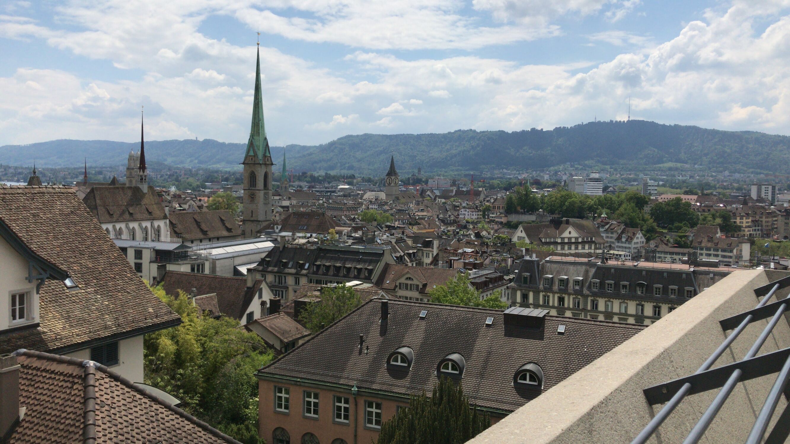 Bild mit Stadt, Aussichtspunkt, Zürich