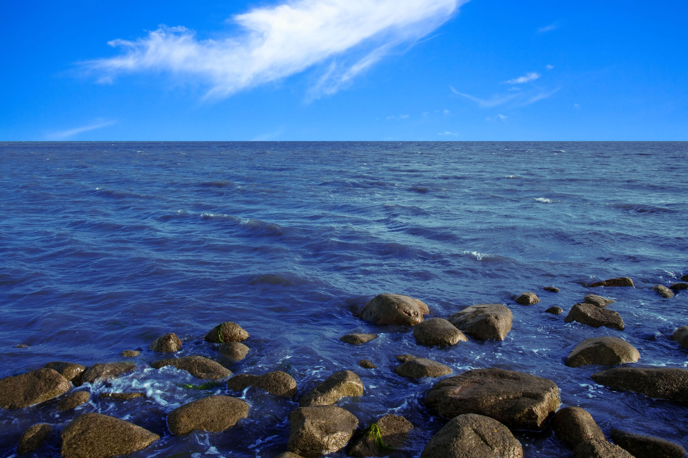 Bild mit Wasser, Himmel, Horizont, Blau, Meer, Steine, See, Küste