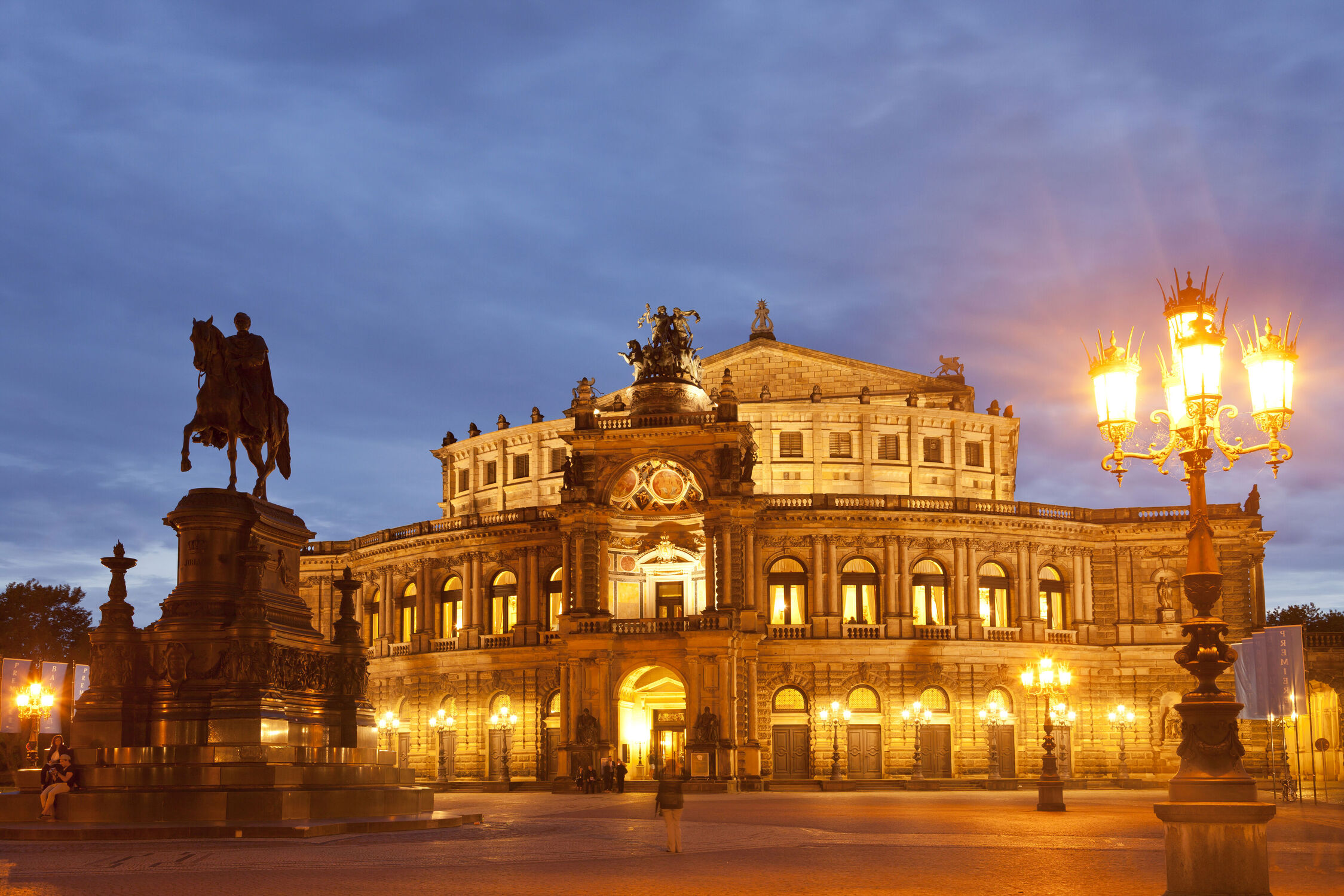 Bild mit Dresden, Europa, Theaterplatz, Semperoper, Sachsen, Opernhaus, Gottfried Semper