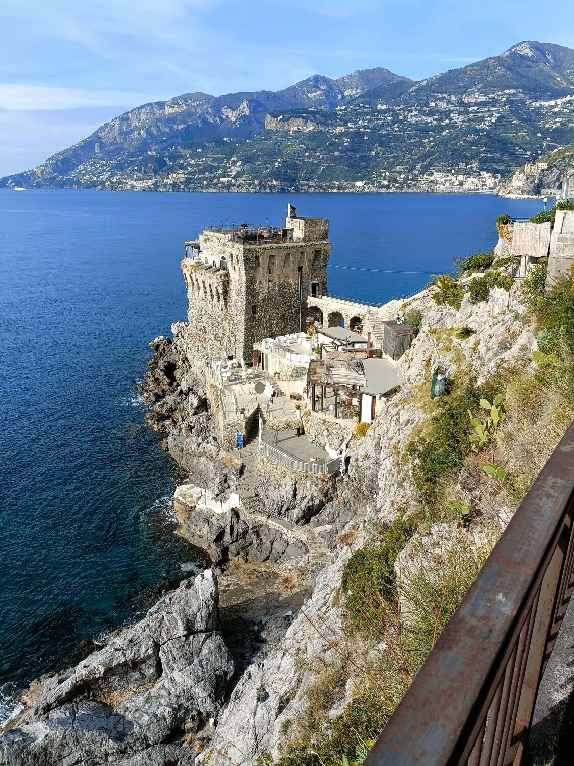 Bild mit Schlösser und Burgen, Meer, Burg, Sonnenschein, Amalfi, Amalfi Küste