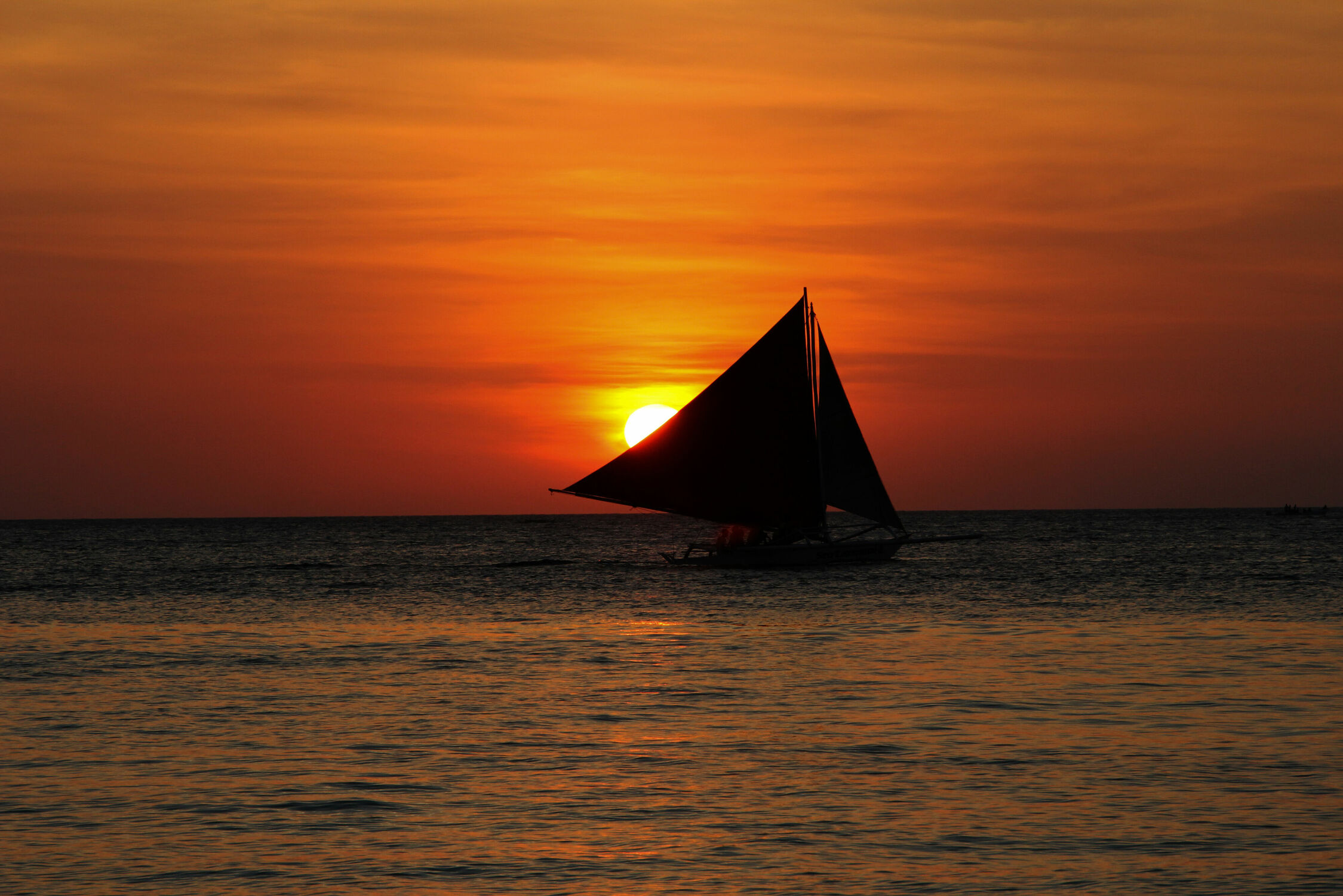 Bild mit Sonnenuntergang, Schiffe, Sonne