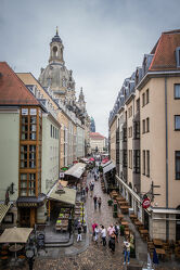 Bild mit Dresden, Frauenkirche, Kirche, historische Altstadt, cafe, Hochhäuser, Sachsen, Strassenansicht