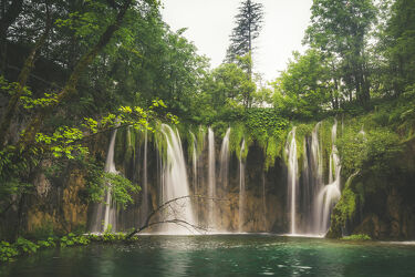 Bild mit Natur, Wasserfälle, Waldblick, Wasserfall, Natur und Landschaften, Landscape & Nature, Nationalpark, Wanderwege, kroatien