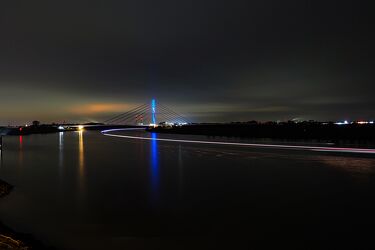 Weseler Brücke bei Nacht