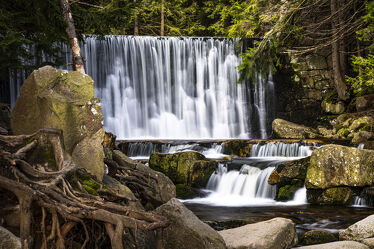 Wilder Wasserfall in Karpacz im Riesengebirge 7