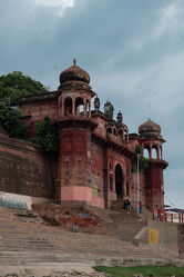 Bild mit Burg, Tempel, Indien, India, Ganges, Varanasi