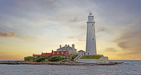 Bild mit Wasser, Sonnenuntergang, Insel, Licht, bauwerk, Leuchtturm, ozean, St Mary's Island
