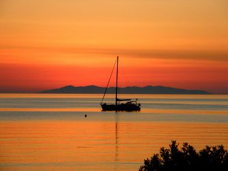 Bild mit Sonnenuntergang, Segelboote, Sonnenaufgang, Segelboot, boot, Boote