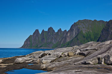 Gebirgskette Okshornan auf Senja, Norwegen