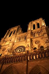 Bild mit Wahrzeichen, Gotisch, Frankreich, Sehenswürdigkeit, Kirche, Reisen, Reisefotografie, Paris, Notre Dame, Kathedrale, Kirchengebäude