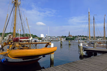 Bild mit Urlaub, Häfen, Häfen, Ostsee, boot, Boote, Steg, Flensburg, Bootshafen