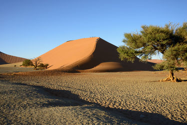 Bild mit Landschaften, Sand, Landschaft, Düne, Dünen, Wüste, berg, Wüsten, sandberg, namibia