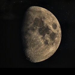 Bild mit Mond, Nachtaufnahmen, Halbmond