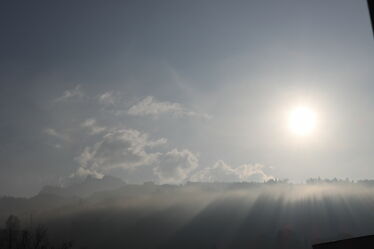 Bild mit Nebel, Sonnenschein