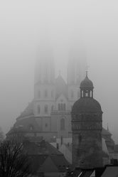 Bild mit Kirchen, Kirchtürme, Nebel, Görlitz, City, schwarz weiß, Schwarzweiß