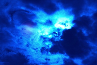 Bild mit Natur, Elemente, Wasser, Himmel, Wolken, Tageslicht, Blau, Kobaltblau, Azurblau, Dunkelheit, Gewitter